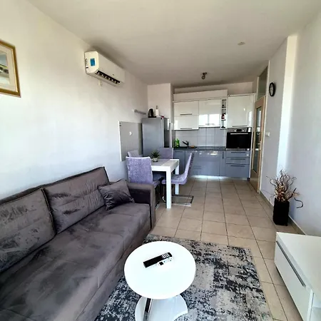 Apartment Apollo 2